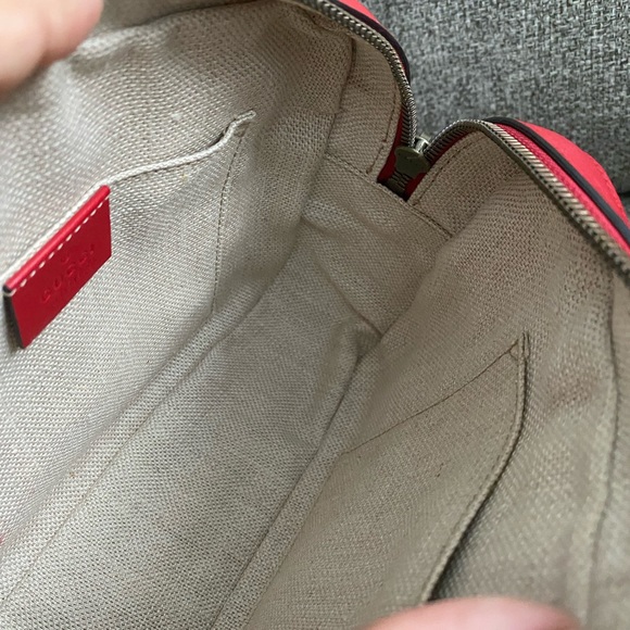 ✨✨Gucci Bee Web Camera Bag✨✨ - Picture 10 of 16